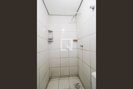 Banheiro de kitnet/studio para alugar com 1 quarto, 39m² em Setor Leste Universitário, Goiânia