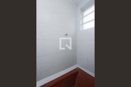 Apartamento à venda com 56m², 2 quartos e sem vaga Apartamento à venda com 56m², 2 quartos e sem vagaBanheiro Social