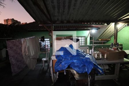 Casa à venda com 171m², 4 quartos e 4 vagasCasa 1 - Varanda