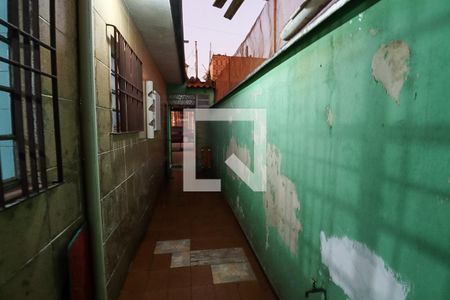 Casa à venda com 171m², 4 quartos e 4 vagasCasa 1 - Corredor