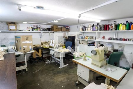 Casa à venda com 171m², 4 quartos e 4 vagasCasa 1 - Área de serviço