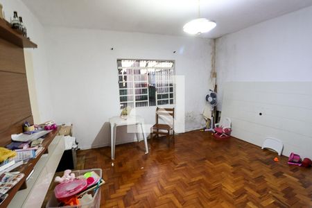 Casa à venda com 171m², 4 quartos e 4 vagasCasa 1 - Quarto 2
