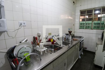 Casa à venda com 171m², 4 quartos e 4 vagasCasa 1 - Cozinha