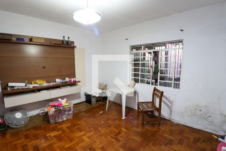 Casa à venda com 171m², 4 quartos e 4 vagasCasa 1 - Quarto 2