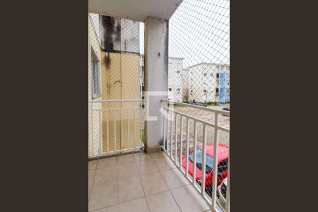 Sacada da sala de apartamento para alugar com 3 quartos, 67m² em Humaitá, Porto Alegre