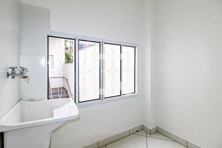 Apartamento para alugar com 80m², 2 quartos e 1 vagaÁrea de Serviço