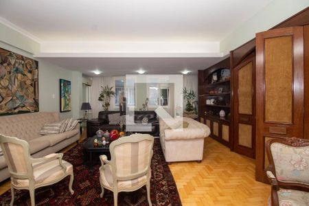 Sala de Estar de apartamento à venda com 2 quartos, 205m² em Rio Branco, Porto Alegre