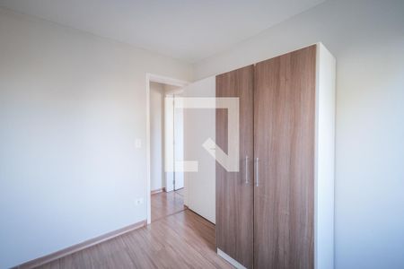 Quarto 1 de apartamento para alugar com 2 quartos, 55m² em Tatuquara, Curitiba