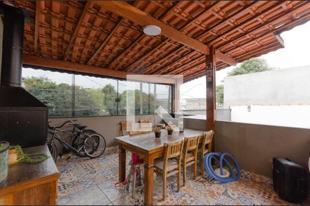 Casa à venda com 225m², 2 quartos e 1 vagaÁrea Gourmet