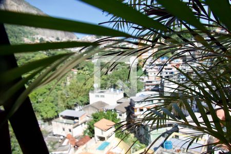 Apartamento à venda com 180m², 4 quartos e 2 vagasQuarto 2 vista 