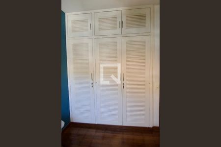 Apartamento à venda com 180m², 4 quartos e 2 vagasQuarto 2