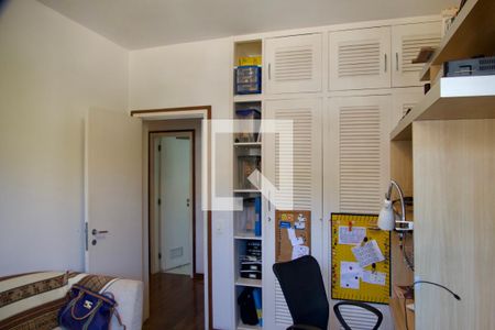 Apartamento à venda com 180m², 4 quartos e 2 vagasQuarto 1