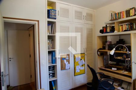 Apartamento à venda com 180m², 4 quartos e 2 vagasQuarto 1