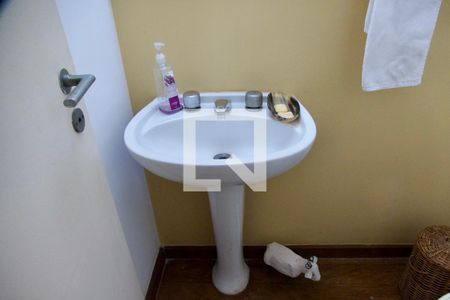 Apartamento à venda com 180m², 4 quartos e 2 vagasLavabo 