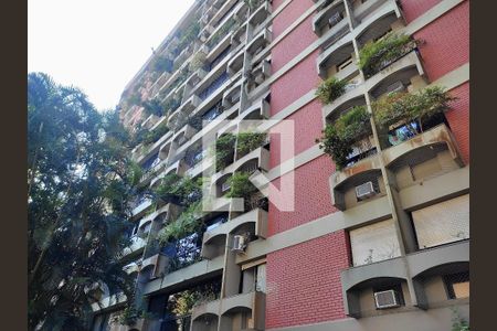 Apartamento à venda com 180m², 4 quartos e 2 vagasFachada interna 