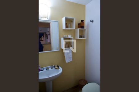 Apartamento à venda com 180m², 4 quartos e 2 vagasLavabo 