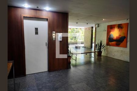 Apartamento à venda com 180m², 4 quartos e 2 vagasPortaria 