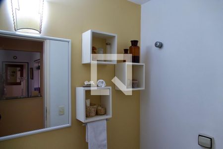 Apartamento à venda com 180m², 4 quartos e 2 vagasLavabo 