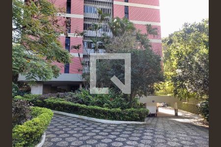 Apartamento à venda com 180m², 4 quartos e 2 vagasFachada interna 