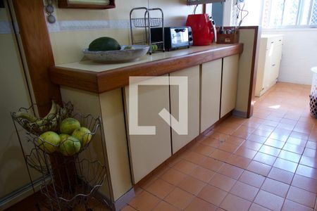 Apartamento à venda com 180m², 4 quartos e 2 vagasCozinha 