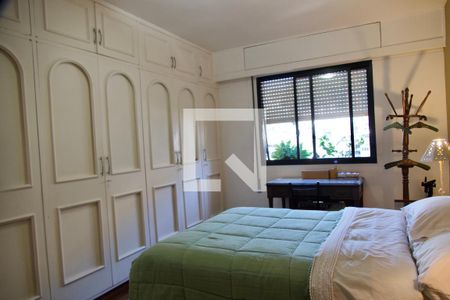 Apartamento à venda com 180m², 4 quartos e 2 vagasSuíte 