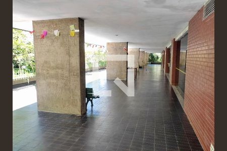 Apartamento à venda com 180m², 4 quartos e 2 vagasÁrea Comum - Playground