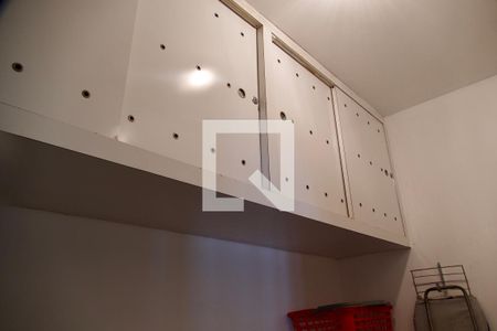 Apartamento à venda com 180m², 4 quartos e 2 vagasQuarto serviço 2