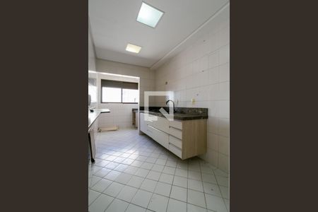 Apartamento à venda com 67m², 2 quartos e 2 vagasCozinha