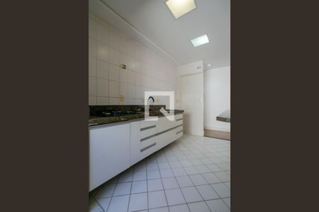 Apartamento à venda com 67m², 2 quartos e 2 vagasCozinha