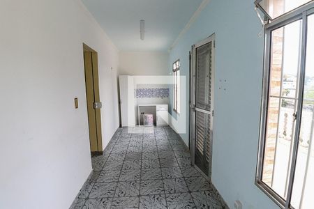 Casa à venda com 400m², 5 quartos e 3 vagas Casa à venda com 400m², 5 quartos e 3 vagas2 Cômodos extras por fora das casas
