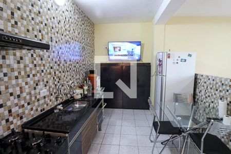 Casa à venda com 400m², 5 quartos e 3 vagas Casa à venda com 400m², 5 quartos e 3 vagasCasa 3 - Cozinha