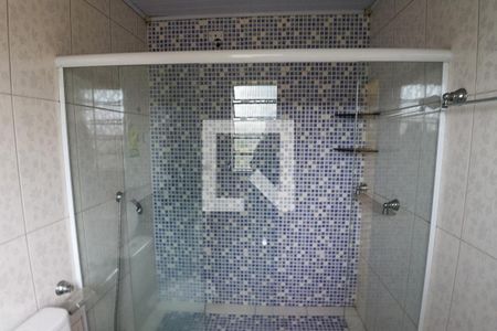 Casa à venda com 400m², 5 quartos e 3 vagas Casa à venda com 400m², 5 quartos e 3 vagasCasa 1 - Banheiro da Suíte