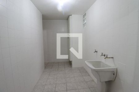 Casa à venda com 400m², 5 quartos e 3 vagas Casa à venda com 400m², 5 quartos e 3 vagasCasa 2 - área de serviço
