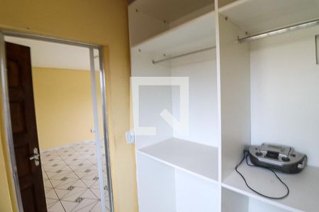 Casa à venda com 400m², 5 quartos e 3 vagas Casa à venda com 400m², 5 quartos e 3 vagasCasa 1 - Closet