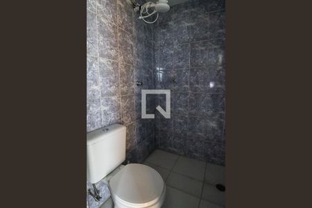 Casa à venda com 400m², 5 quartos e 3 vagas Casa à venda com 400m², 5 quartos e 3 vagasCasa 1 - Banheiro social