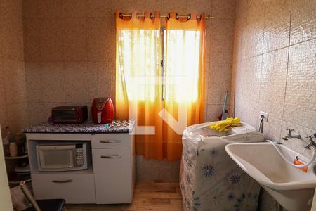 Casa à venda com 400m², 5 quartos e 3 vagas Casa à venda com 400m², 5 quartos e 3 vagasCasa 3 - Área de Serviço