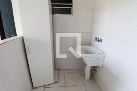 Casa à venda com 400m², 5 quartos e 3 vagas Casa à venda com 400m², 5 quartos e 3 vagasCasa 1 - área de serviço