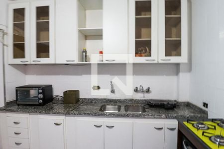 Casa à venda com 400m², 5 quartos e 3 vagas Casa à venda com 400m², 5 quartos e 3 vagasCasa 2 - Cozinha