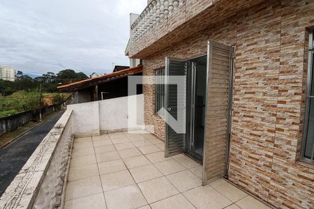 Casa à venda com 400m², 5 quartos e 3 vagas Casa à venda com 400m², 5 quartos e 3 vagasSacada