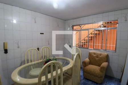 Casa à venda com 400m², 5 quartos e 3 vagas Casa à venda com 400m², 5 quartos e 3 vagasCasa 2- Sala
