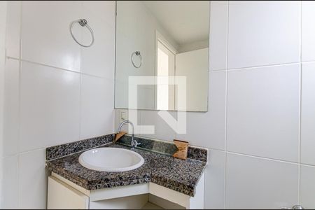 Apartamento à venda com 94m², 3 quartos e 1 vaga Apartamento à venda com 94m², 3 quartos e 1 vagaSuíte banheiro