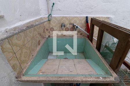 Casa à venda com 150m², 2 quartos e 1 vagaÁrea de Serviço