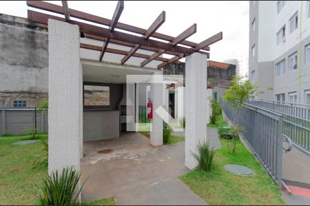 Apartamento para alugar com 44m², 2 quartos e sem vaga Apartamento para alugar com 44m², 2 quartos e sem vagaÁrea Comum - Churrasqueira