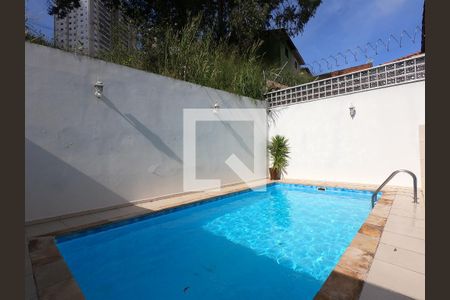 Casa à venda com 280m², 3 quartos e 5 vagasPiscina