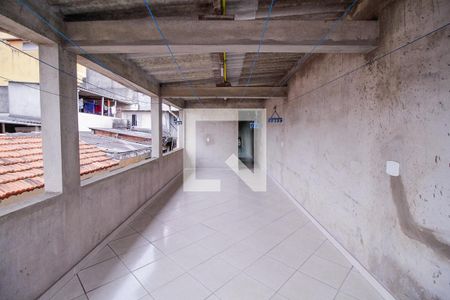 Casa à venda com 111m², 3 quartos e 2 vagasTerraço