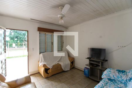 Sala de casa à venda com 2 quartos, 500m² em Fátima, Canoas