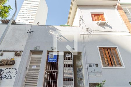 Casa à venda com 120m², 2 quartos e sem vagaFachada