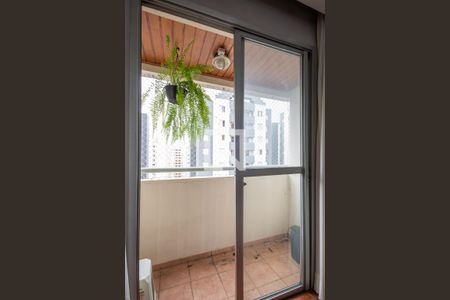 Sacada da Sala de apartamento à venda com 2 quartos, 54m² em Continental, Osasco