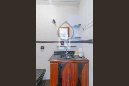 Banheiro de apartamento à venda com 1 quarto, 40m² em Praia de Belas, Porto Alegre