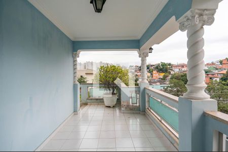 Varanda de casa à venda com 3 quartos, 515m² em Vila Bonilha, São Paulo